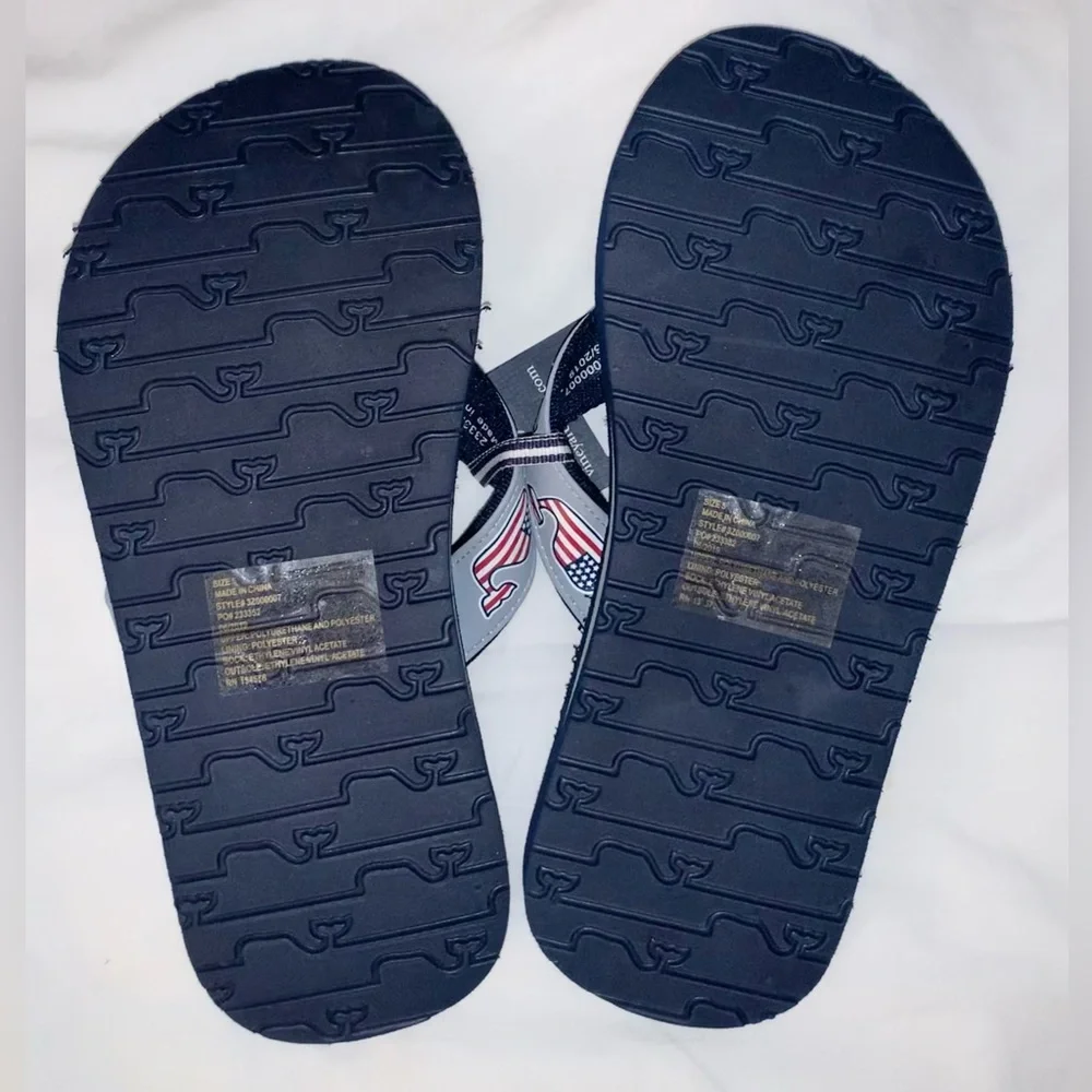 NEW VINEYARD VINES whale flip flops sandals boys size 5 - Picture 6 of 8